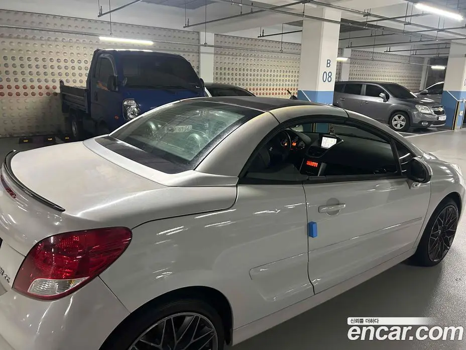 Peugeot 207 2011 1.6 автомат (гидро), фото 17