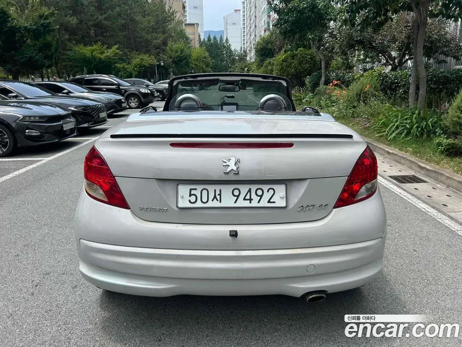 Peugeot 207 2011 1.6 автомат (гидро), фото 5