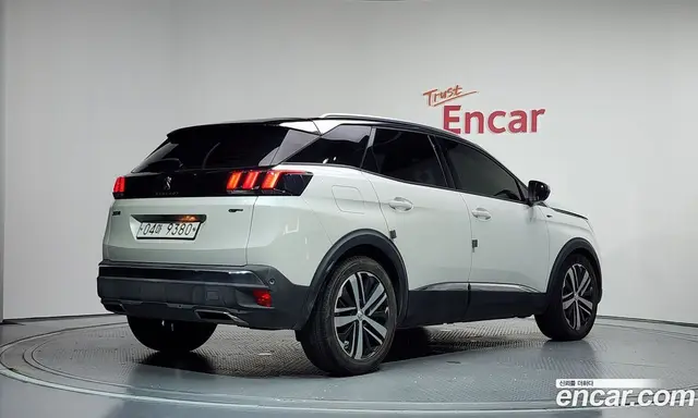 Peugeot 3008 2017 2.0 автомат (гидро), миниатюра 2
