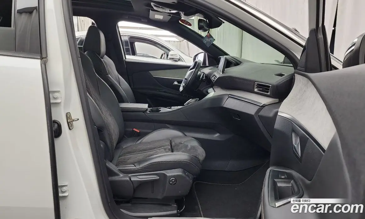 Peugeot 3008 2017 2.0 автомат (гидро), фото 11