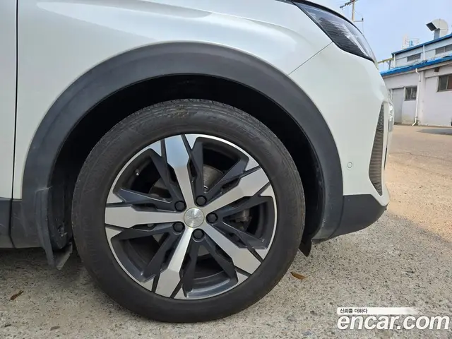 Peugeot 5008 2021 1.5 автомат (гидро), миниатюра 6