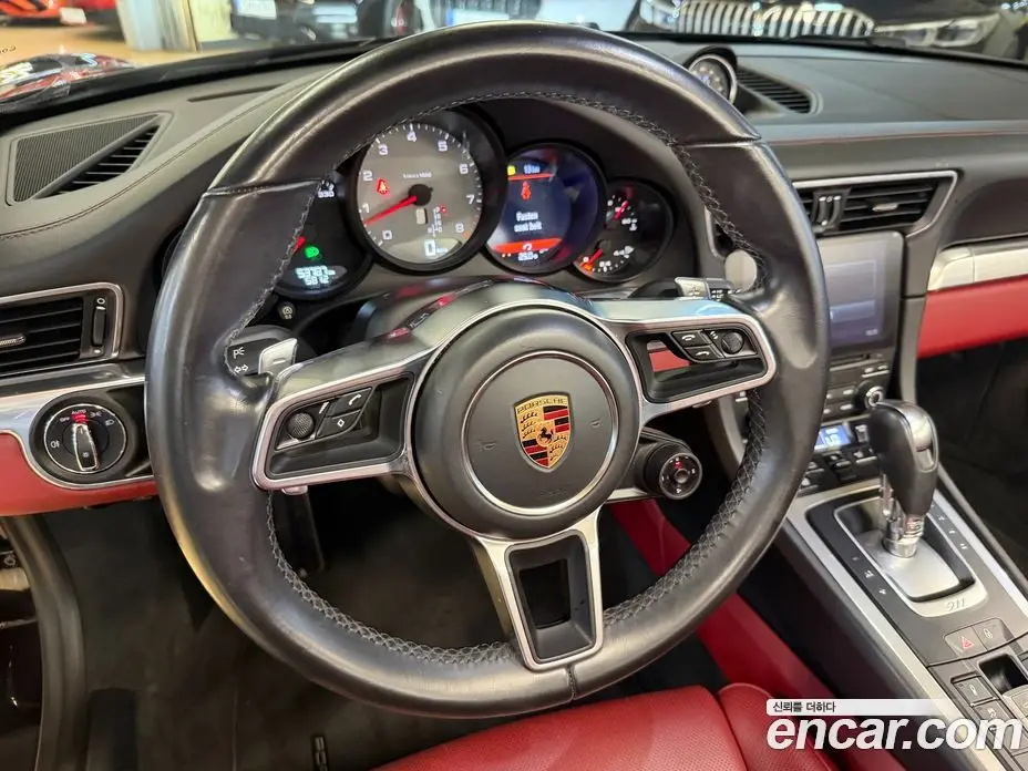 Porsche 911 2016 3.0 автомат (гидро), фото 8 Porsche 911 2016 3.0 автомат (гидро), фото 8