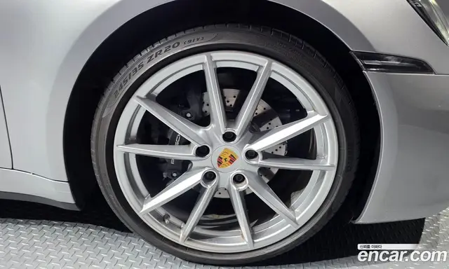 Porsche 911 2021 3.0 автомат (гидро), миниатюра 5