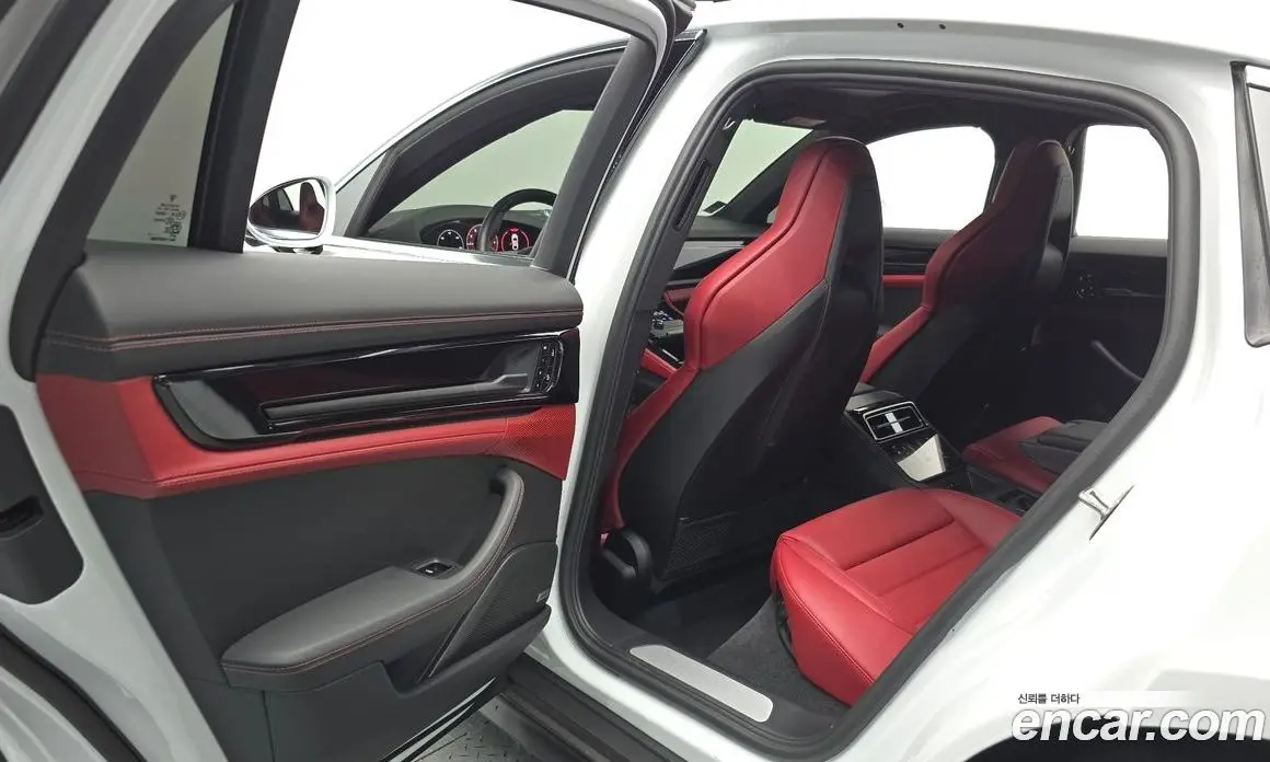 Porsche Panamera 2024 2.9 автомат (гидро), фото 15