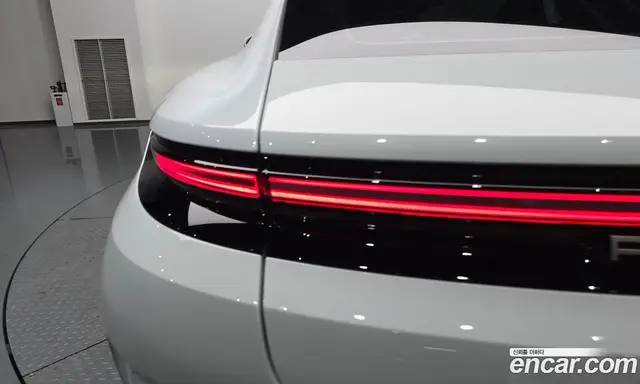 Porsche Panamera 2024 2.9 автомат (гидро), миниатюра 8