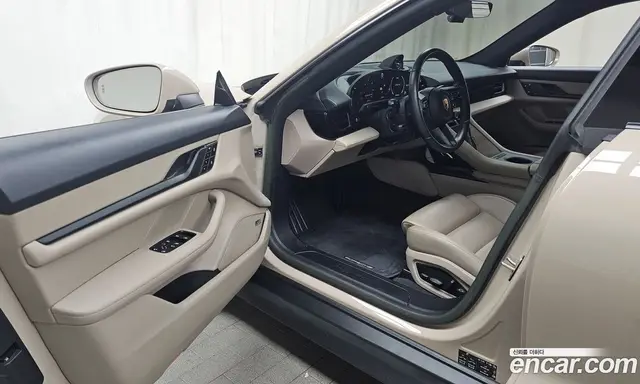 Porsche Taycan 2023 0.1 автомат (гидро), миниатюра 12