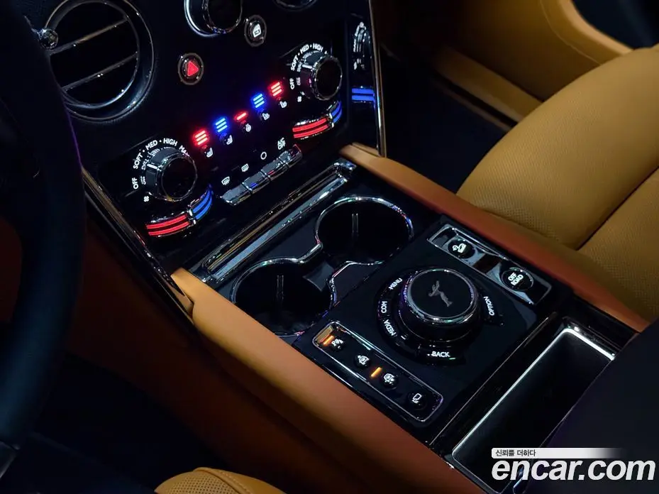 Rolls-Royce Cullinan 2022 6.7 автомат (гидро), фото 18