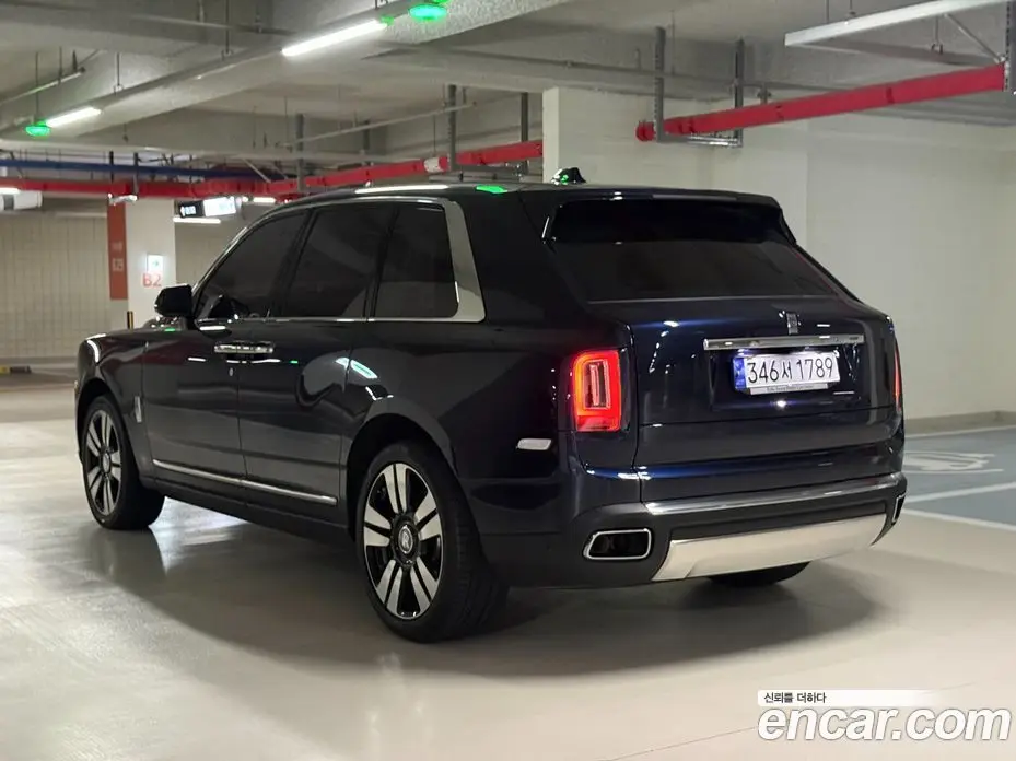 Rolls-Royce Cullinan 2022 6.7 автомат (гидро), фото 4