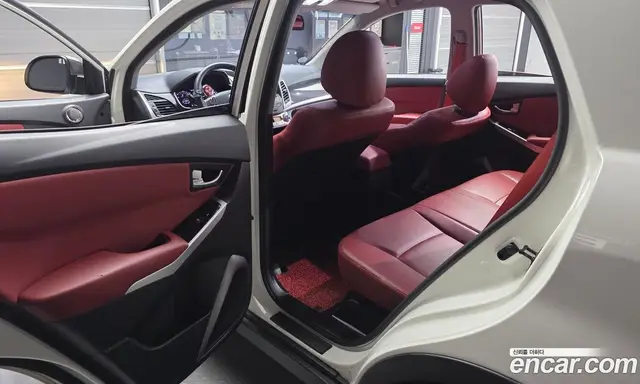 SsangYong Korando 2015 2.0 автомат (гидро), миниатюра 11
