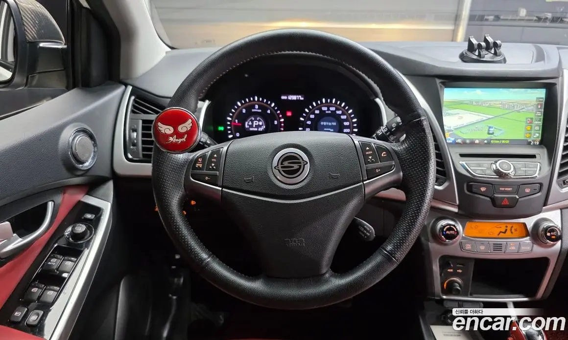 SsangYong Korando 2015 2.0 автомат (гидро), фото 12