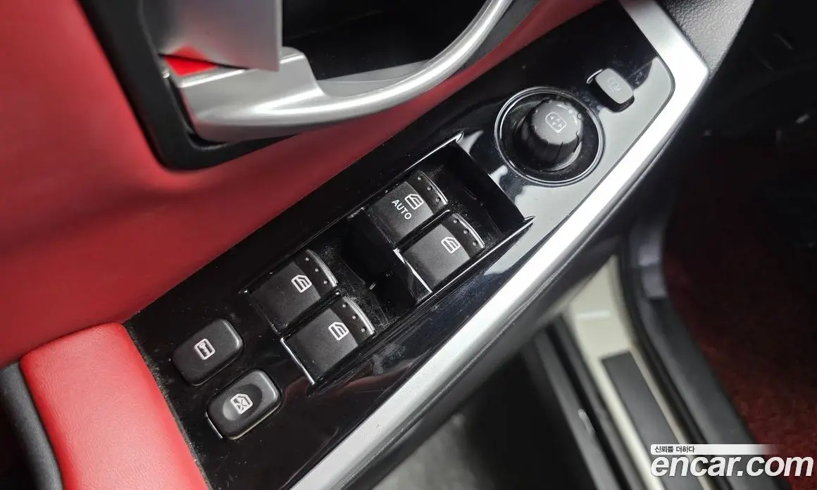 SsangYong Korando 2015 2.0 автомат (гидро), фото 13