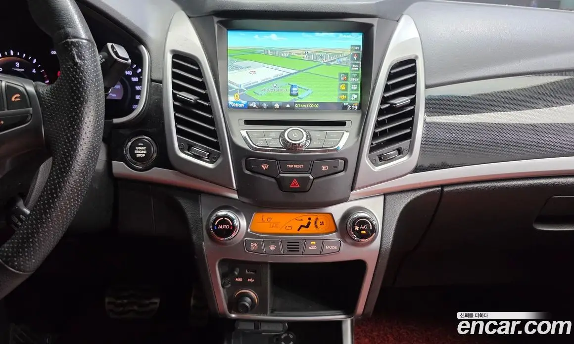 SsangYong Korando 2015 2.0 автомат (гидро), фото 20