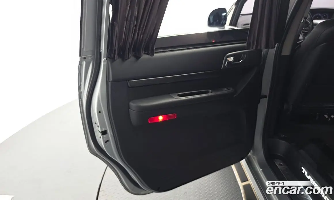 SsangYong Korando 2018 2.2 автомат (гидро), фото 15