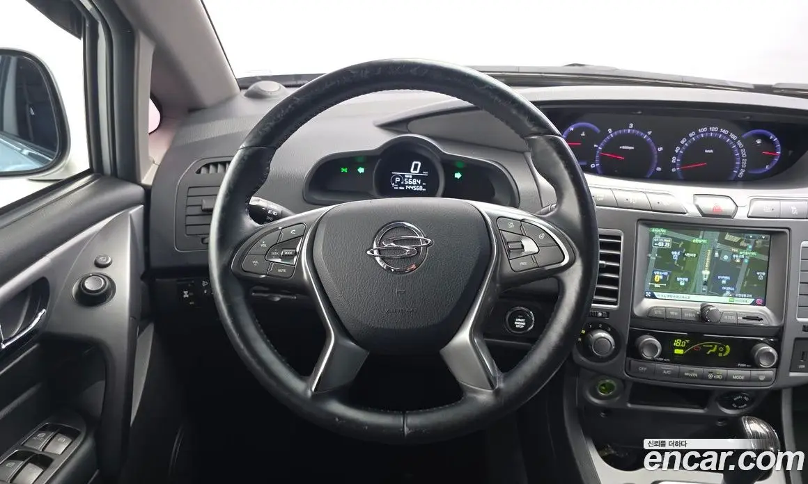 SsangYong Korando 2018 2.2 автомат (гидро), фото 20