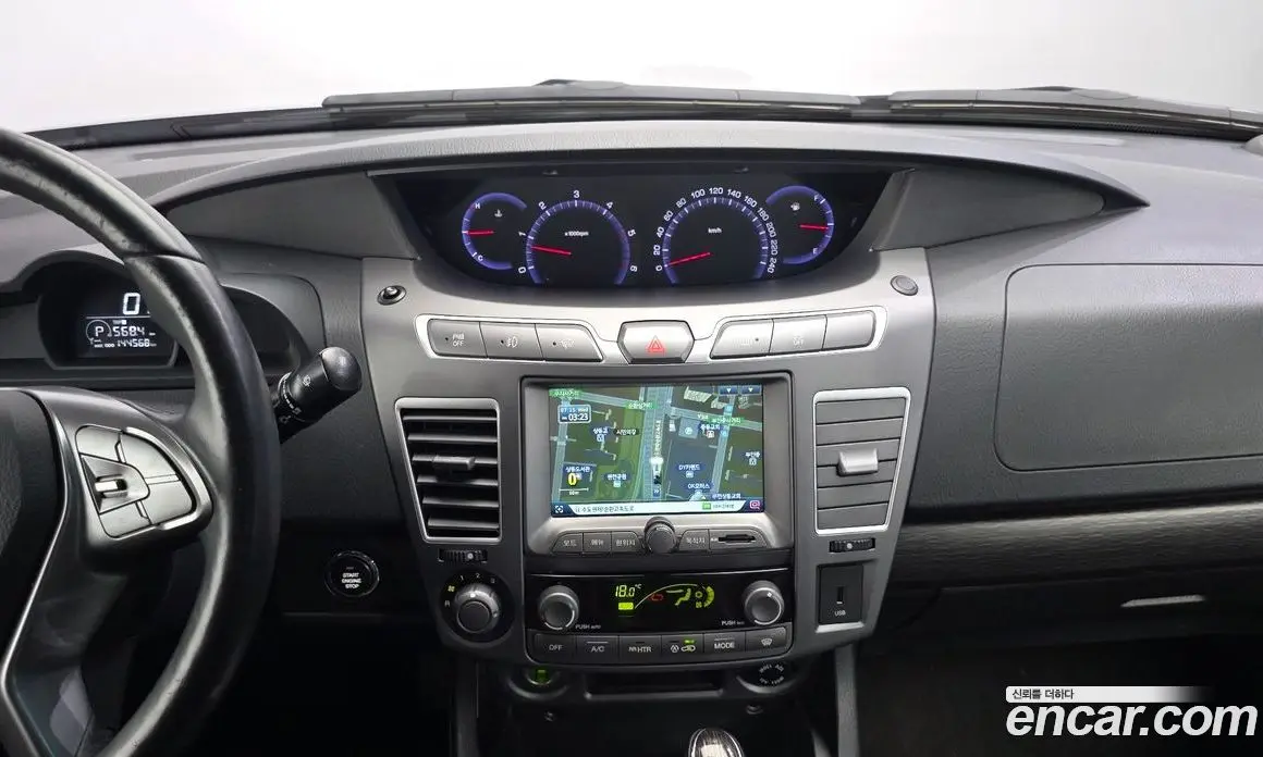 SsangYong Korando 2018 2.2 автомат (гидро), фото 21