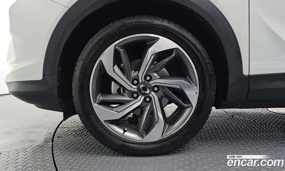 SsangYong Korando 2019 1.6 автомат (гидро), фото 5