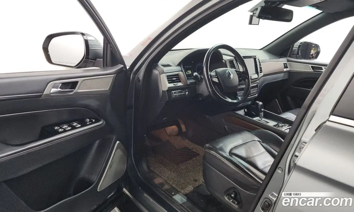 SsangYong Rexton 2017 2.2 автомат (гидро), фото 13