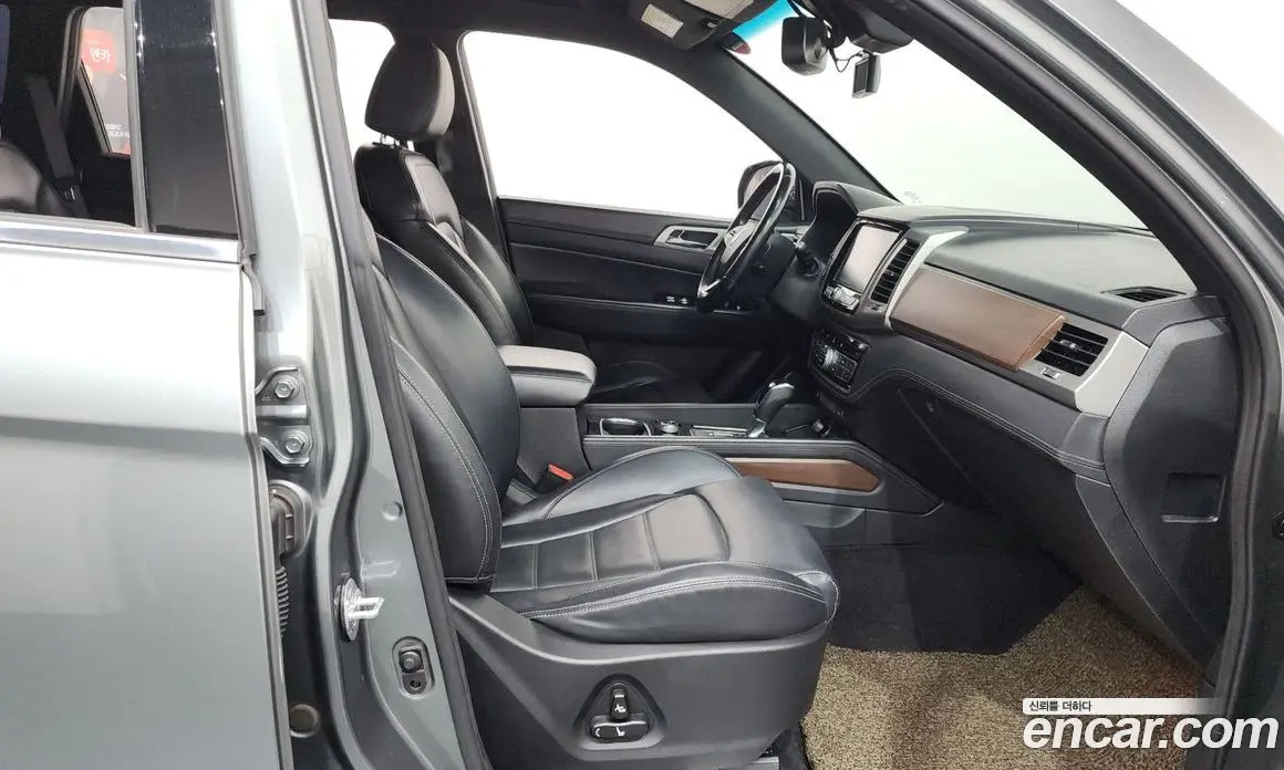SsangYong Rexton 2017 2.2 автомат (гидро), фото 16
