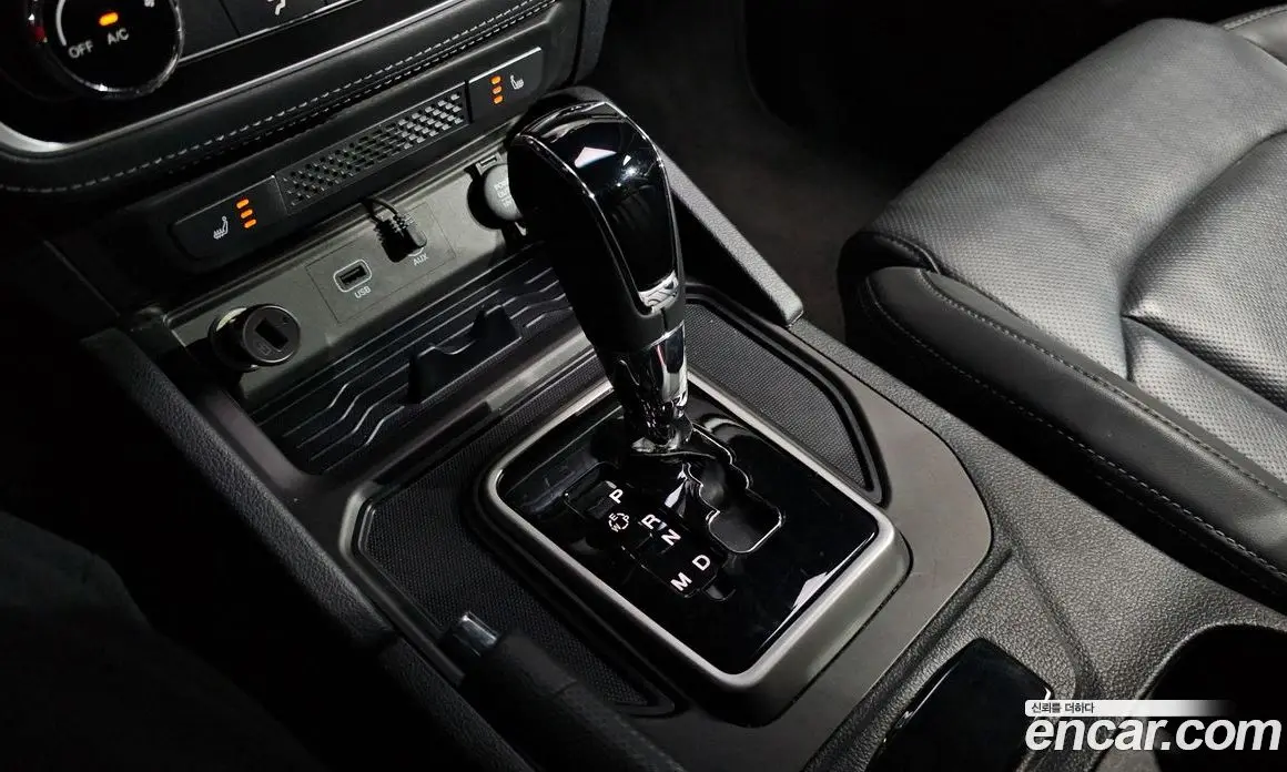 SsangYong Rexton 2018 2.2 автомат (гидро), фото 12