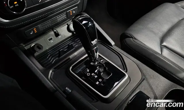 SsangYong Rexton 2018 2.2 автомат (гидро), миниатюра 12