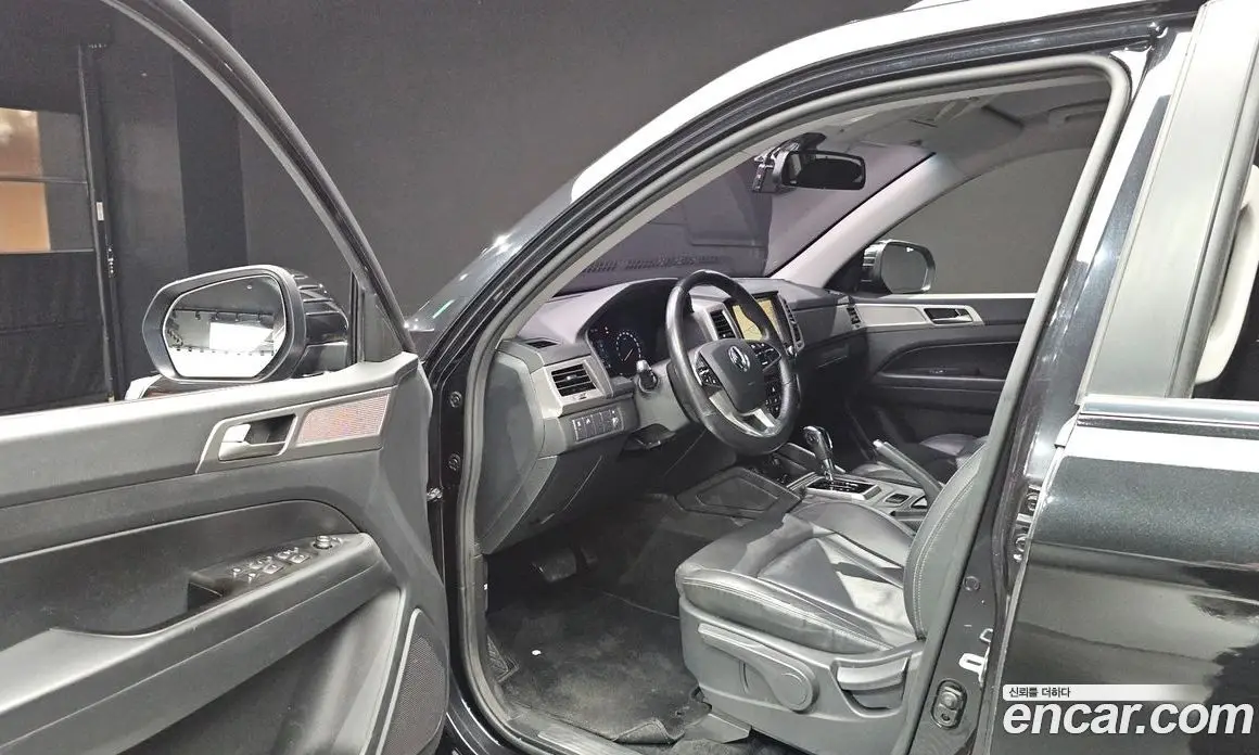 SsangYong Rexton 2018 2.2 автомат (гидро), фото 13