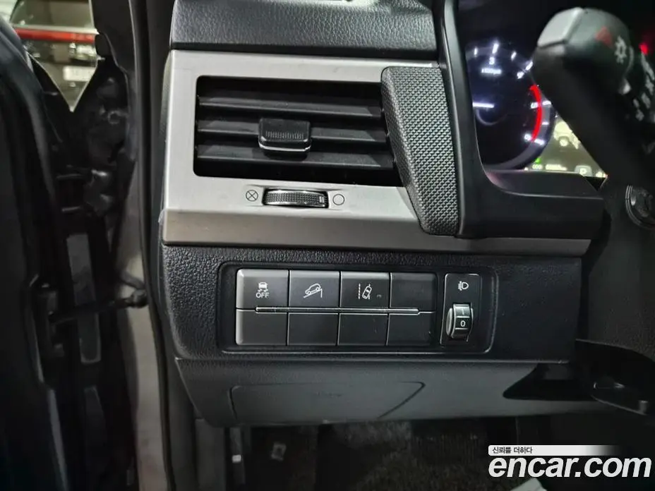 SsangYong Rexton 2019 2.2 автомат (гидро), фото 15