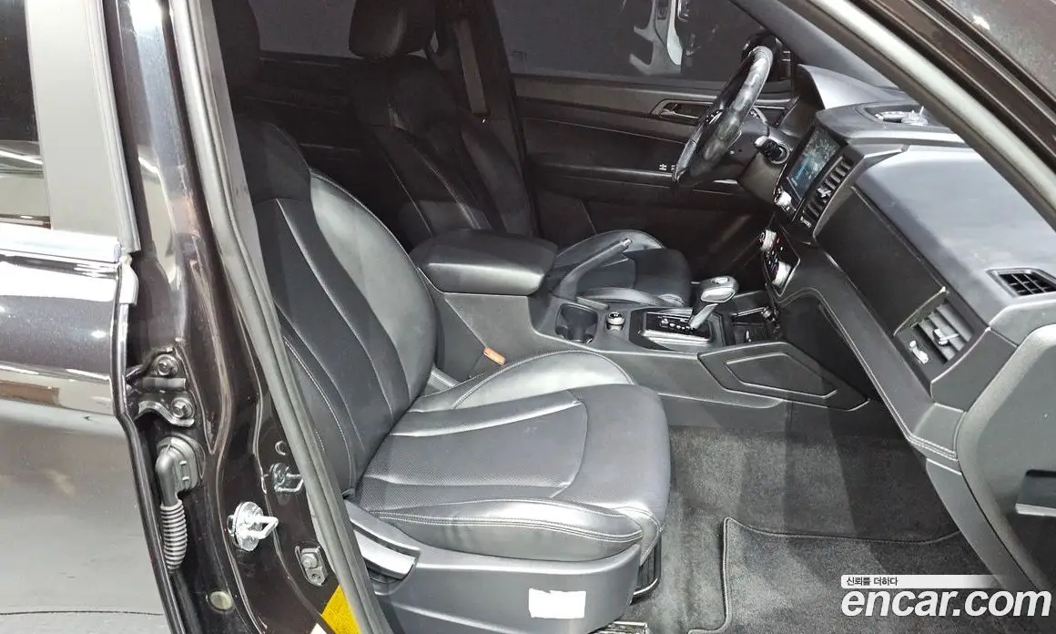 SsangYong Rexton 2020 2.2 автомат (гидро), фото 17