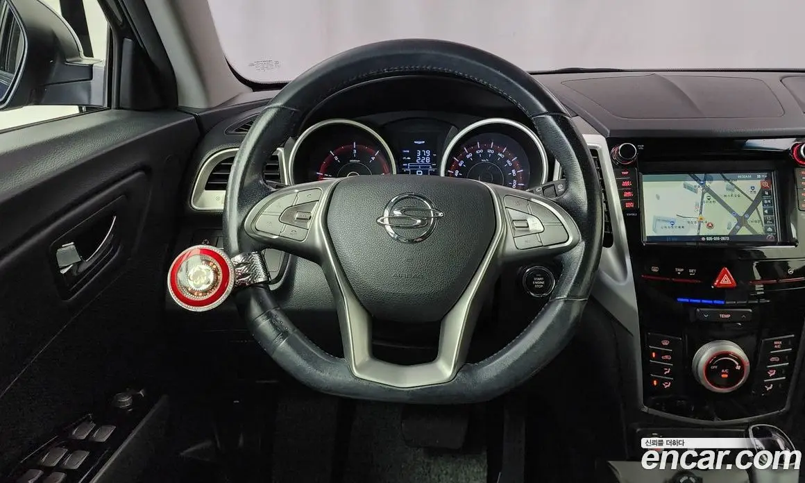 SsangYong TIBOLI 2015 1.6 автомат (гидро), фото 13