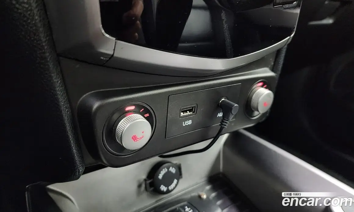 SsangYong TIBOLI 2015 1.6 автомат (гидро), фото 18