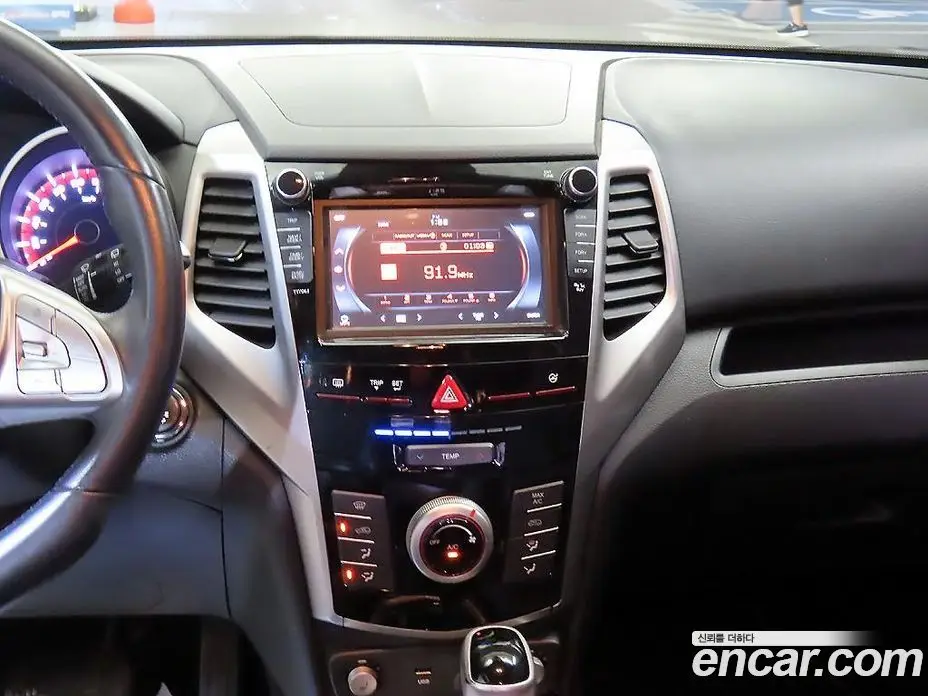 SsangYong TIBOLI 2015 1.6 автомат (гидро), фото 11