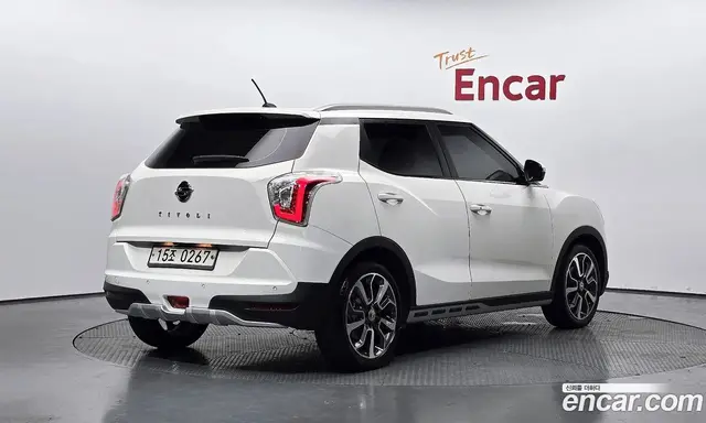 SsangYong TIBOLI 2016 1.6 автомат (гидро), миниатюра 1