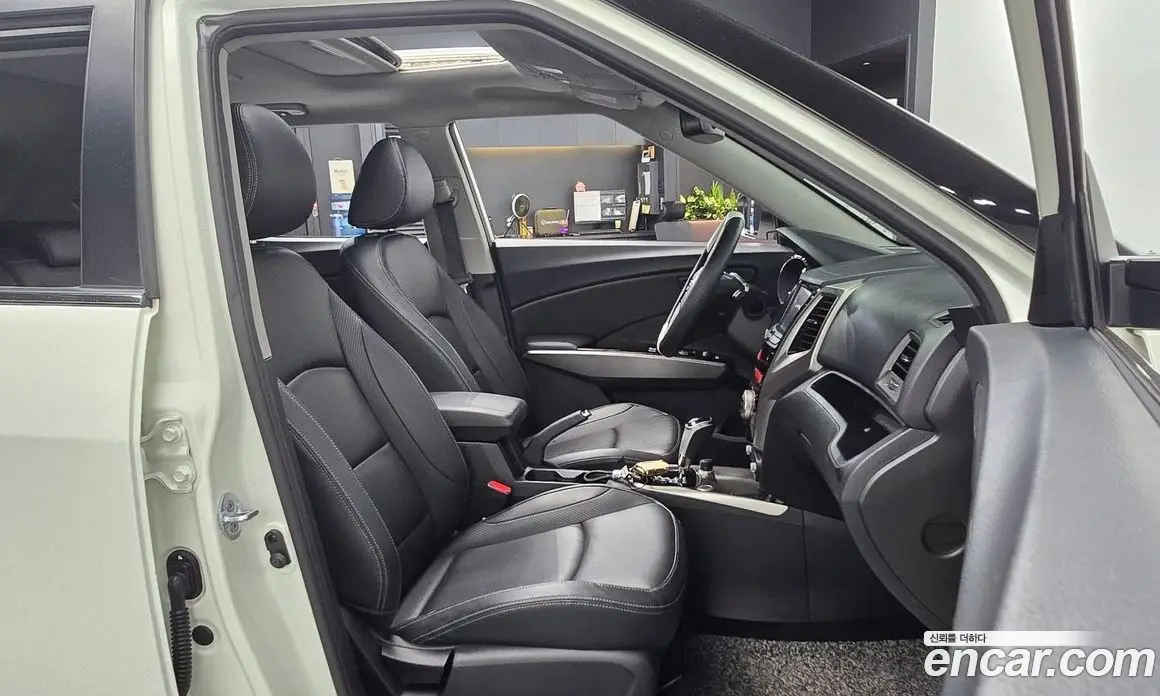 SsangYong TIBOLI 2016 1.6 автомат (гидро), фото 15