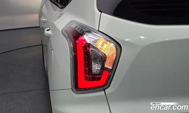 SsangYong TIBOLI 2016 1.6 автомат (гидро), миниатюра 8