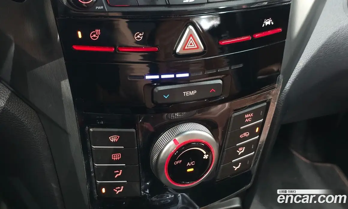 SsangYong TIBOLI 2017 1.6 автомат (гидро), фото 16