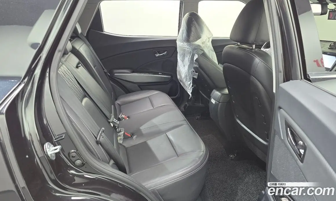 SsangYong TIBOLI 2018 1.6 автомат (гидро), фото 17