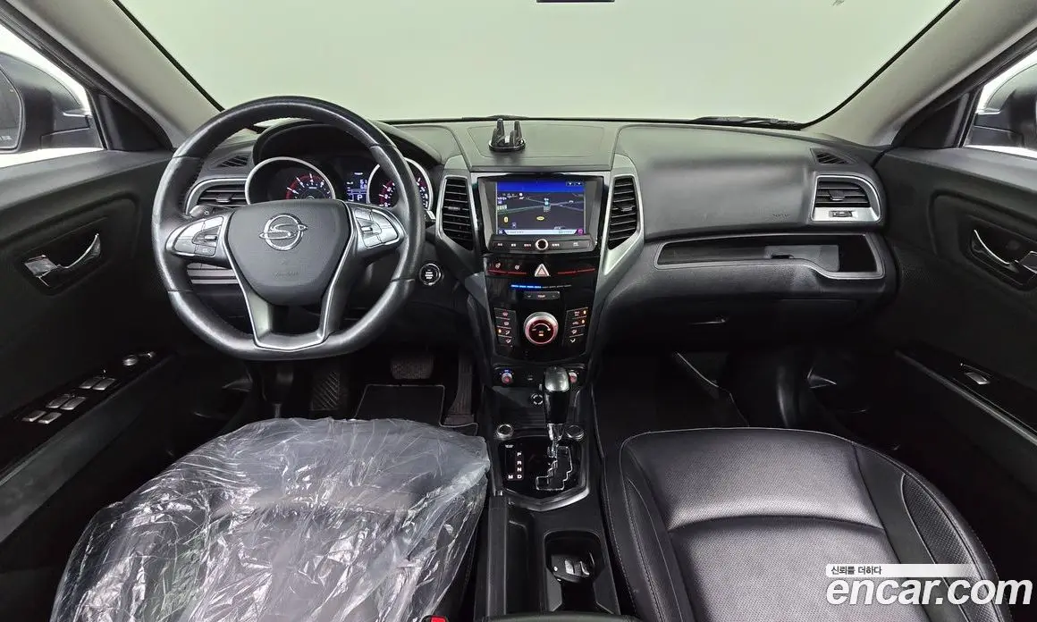SsangYong TIBOLI 2018 1.6 автомат (гидро), фото 10