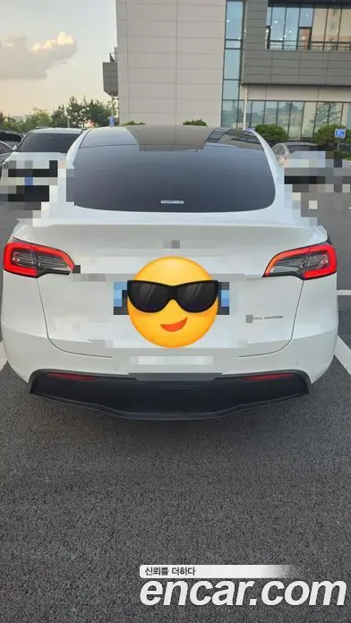 Tesla Model Y 2022 автомат (гидро), миниатюра 2
