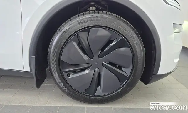 Tesla Model Y 2025 0.2 автомат (гидро), миниатюра 7