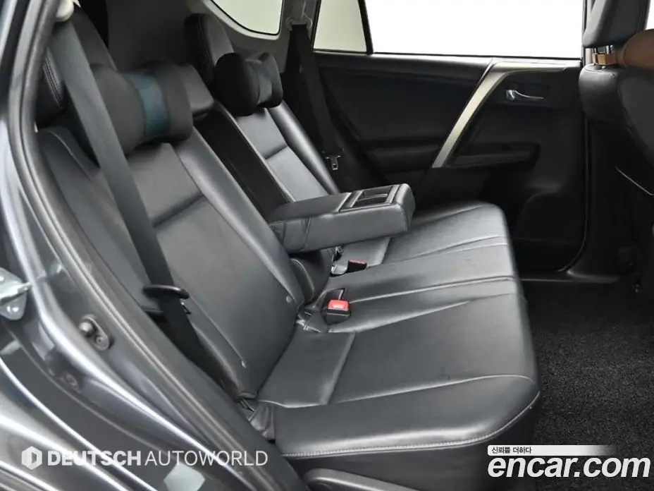 Toyota RAV4 2015 2.5 автомат (гидро), фото 12
