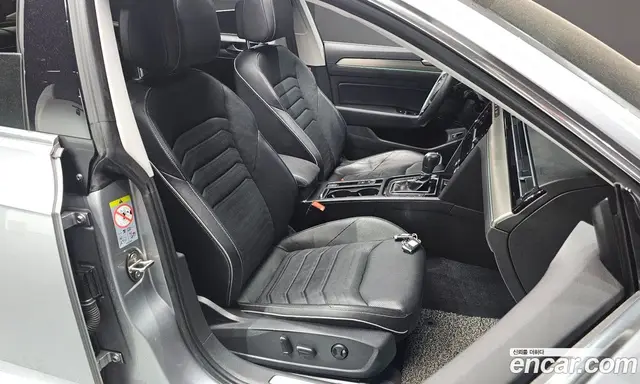 Volkswagen Arteon 2019 2.0 автомат (гидро), миниатюра 12