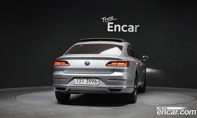 Volkswagen Arteon 2019 2.0 автомат (гидро), миниатюра 4