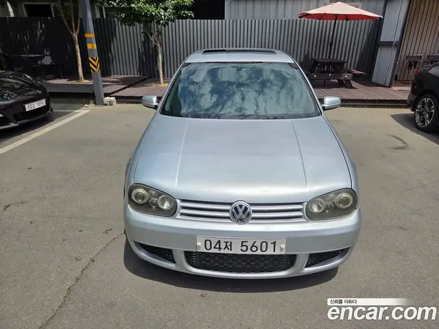 Volkswagen Golf 2003 1.8 механика, миниатюра 1