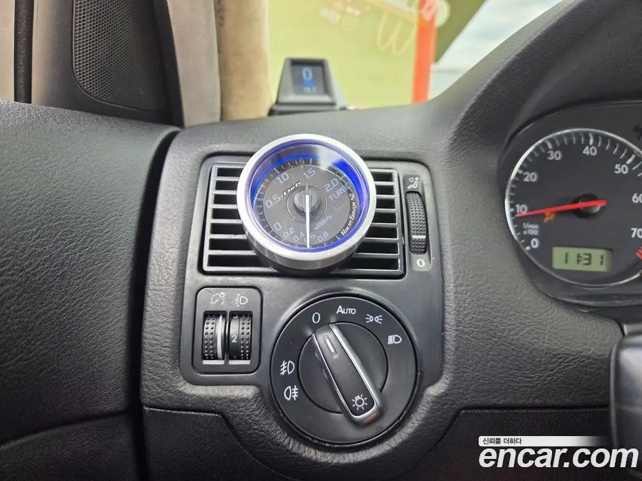 Volkswagen Golf 2003 1.8 механика, фото 10