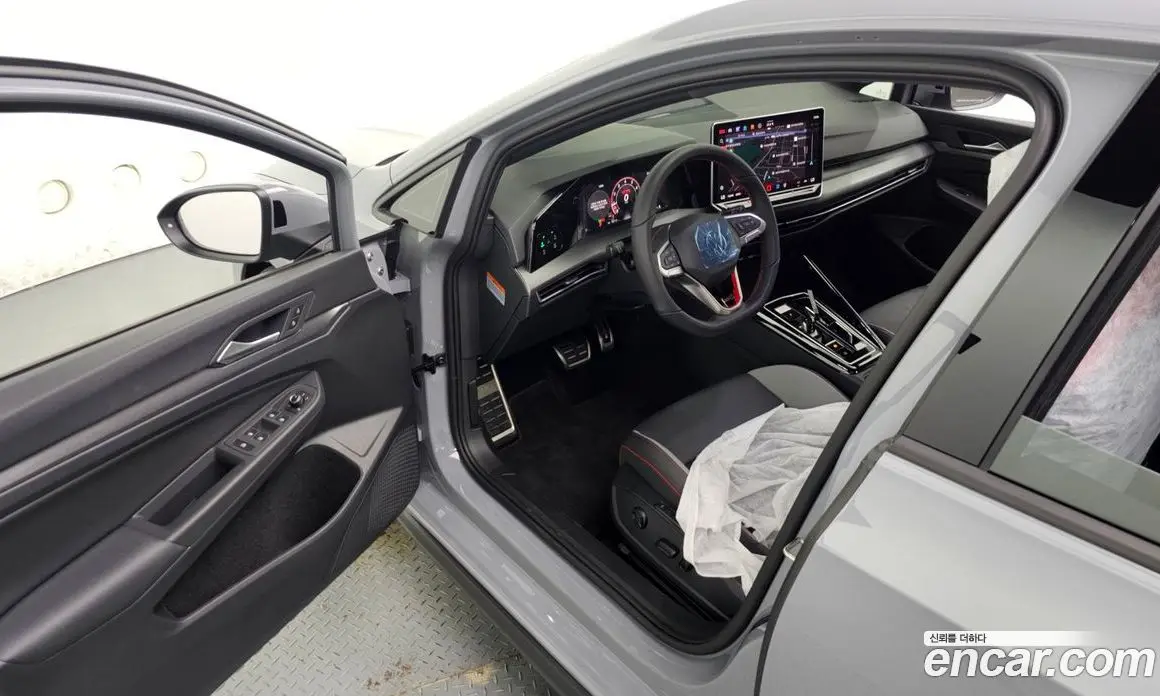Volkswagen Golf 2026 2.0 автомат (гидро), фото 13