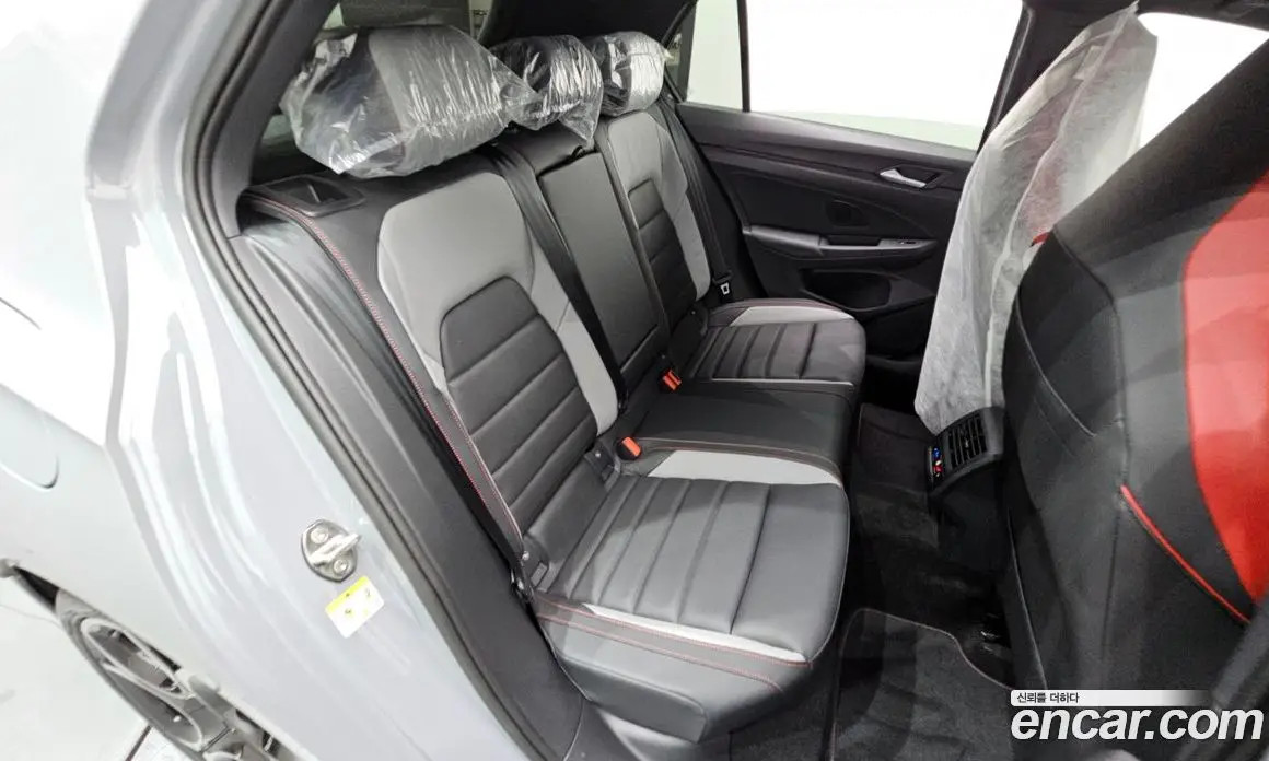 Volkswagen Golf 2026 2.0 автомат (гидро), фото 17