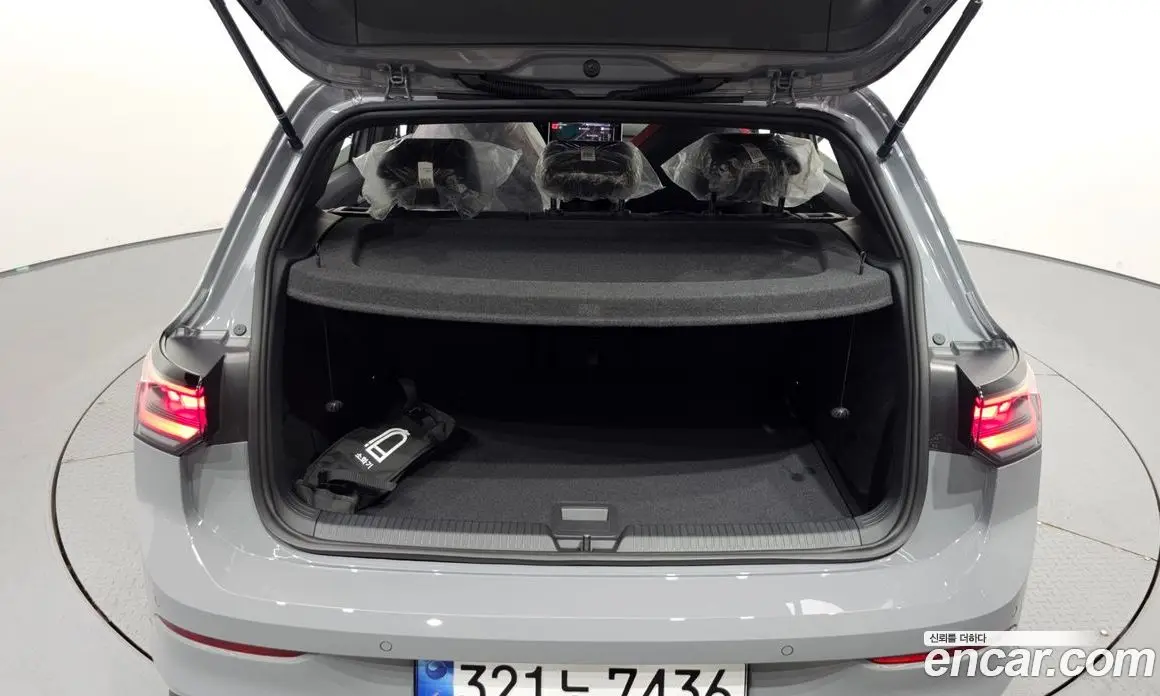 Volkswagen Golf 2026 2.0 автомат (гидро), фото 21