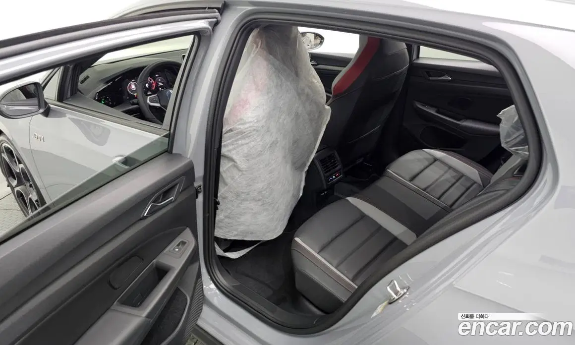 Volkswagen Golf 2026 2.0 автомат (гидро), фото 22