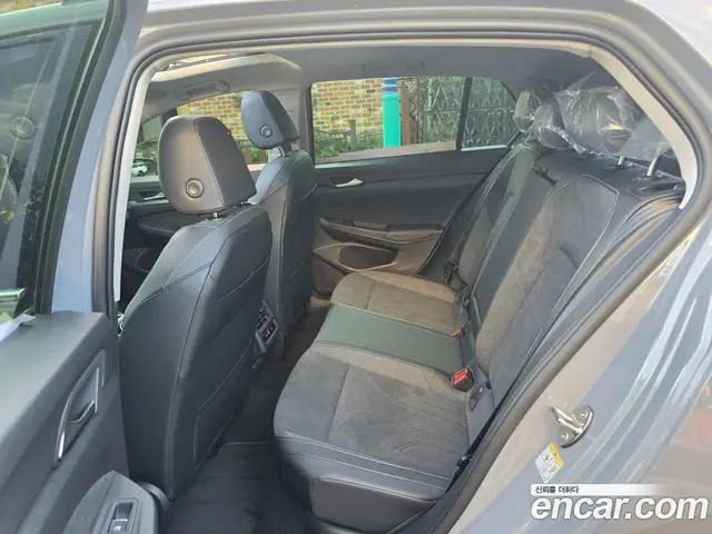 Volkswagen Golf 2026 2.0 автомат (гидро), миниатюра 11