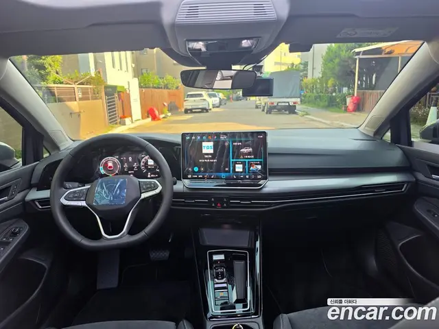 Volkswagen Golf 2026 2.0 автомат (гидро), миниатюра 7