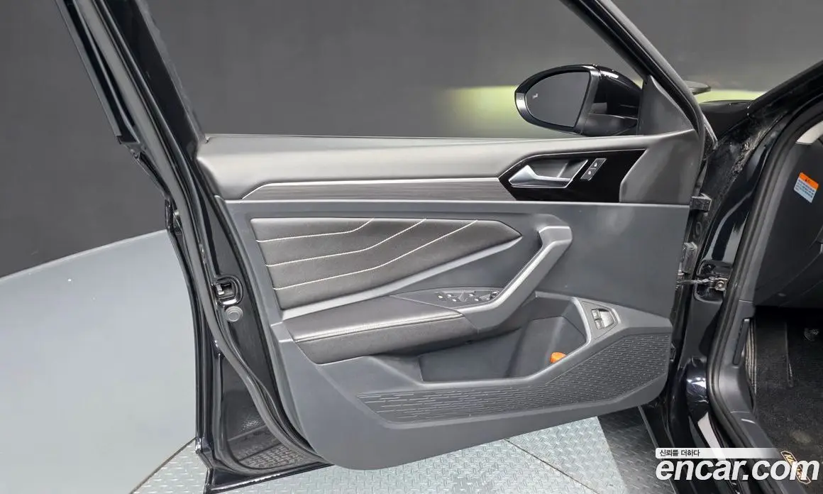 Volkswagen Jetta 2022 1.5 автомат (гидро), фото 14